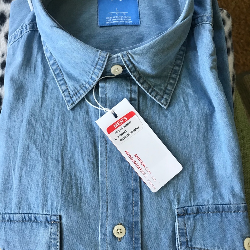 Men’s long sleeve denim shirt